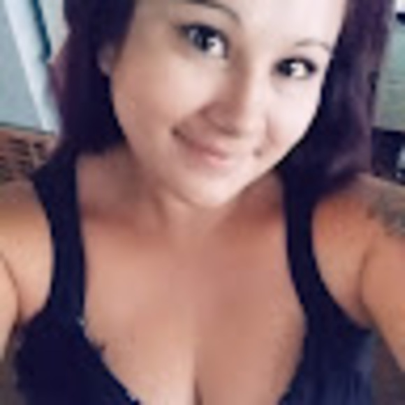 Meet your Posher, Elvera - Picture 1 of 1